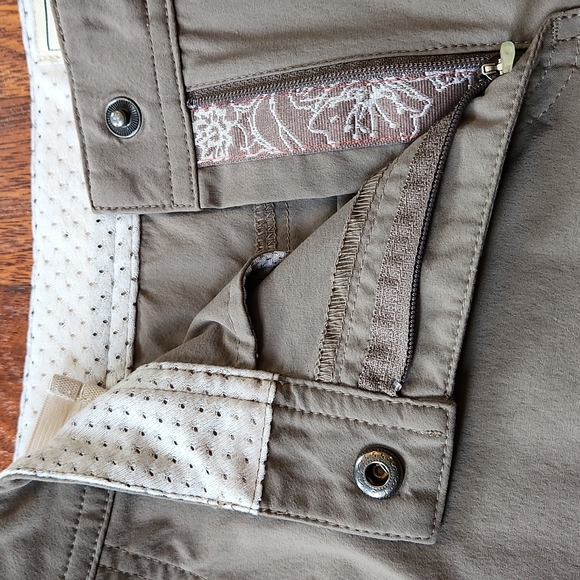 L.L.Bean Comfort Cropped Trail Pants, Ash 8P - Picture 6 of 14